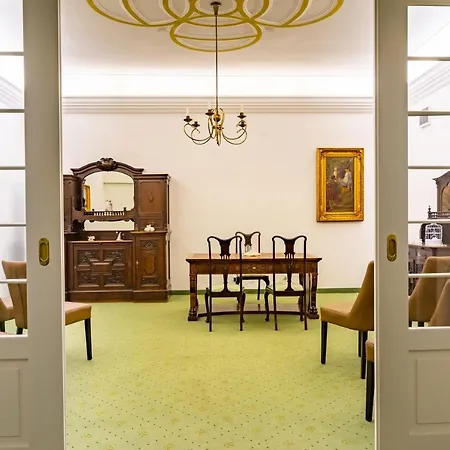 Badehof Hotel 4*