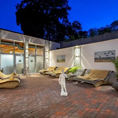 Badehof 4* 바트살츠흘리르프