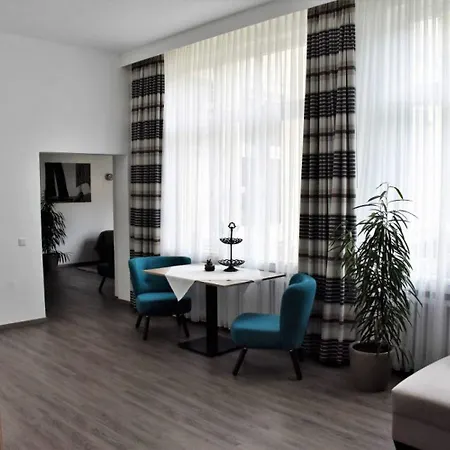 Hotel Badehof 4*