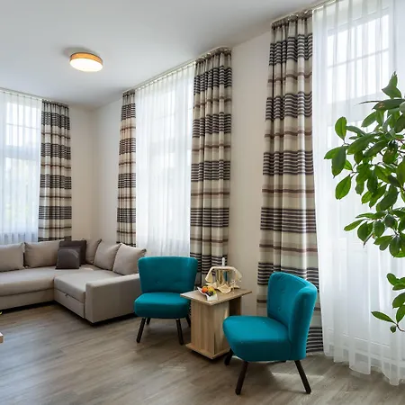 호텔 Badehof 바트살츠흘리르프