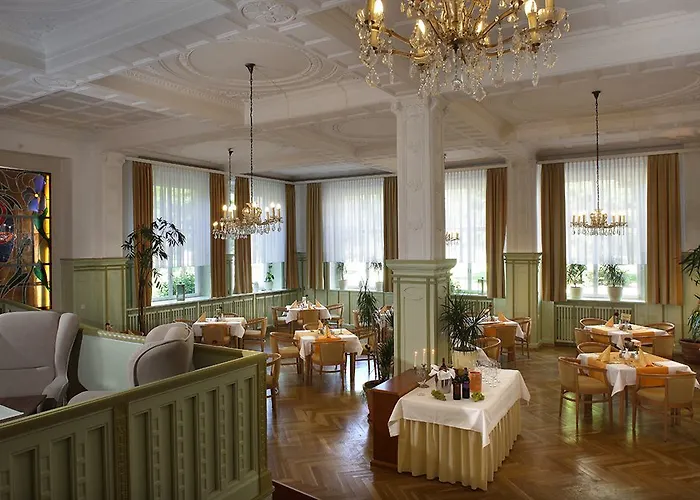Hotel Badehof 4*
